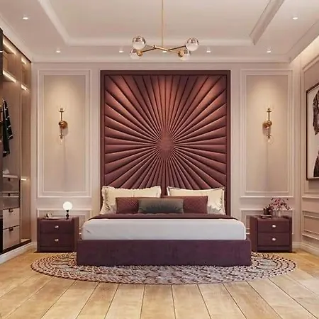 Silver Gate Luxury Rooms B&B